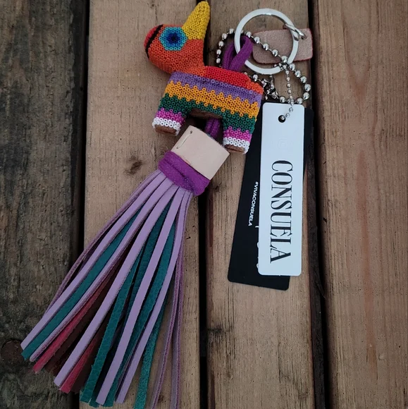 Charm consuela - Picture 1 of 1